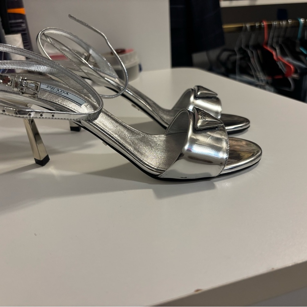 Prada silver heels - Picture 7 of 14